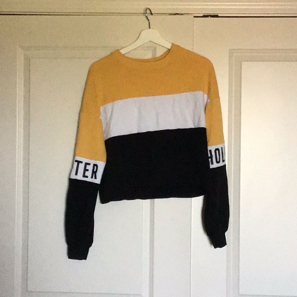 Hollister crop top